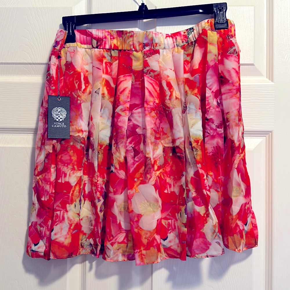 Spring🌸Vince Camuto Floral Pull On Skirt